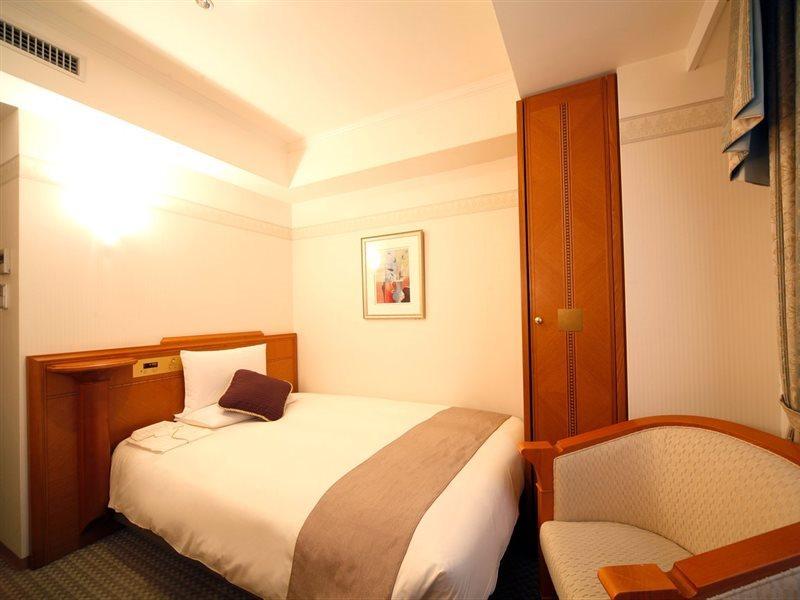 Koko Hotel Osaka Shinsaibashi Bagian luar foto